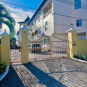 Spring Palm Estate , St Mary Jamaica